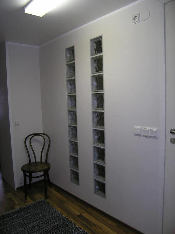 Kohtu Apartment Unique Kuressaare Buitenkant foto